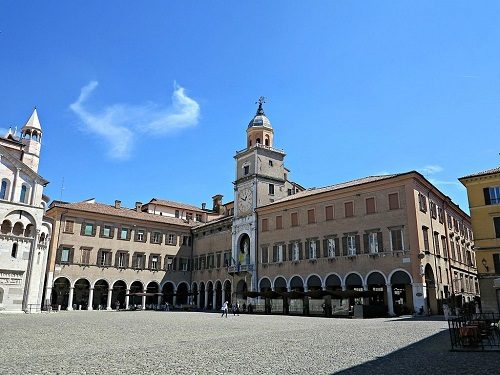 Traslochi A Modena Tutti I Prezzi E Le Caratteristihce